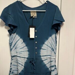 Chaser Flutter Sleeve Blue and White‎ Blouse with Tie Front